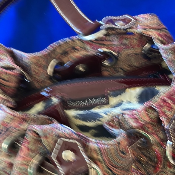 Colorful Handbag - Picture 5 of 9